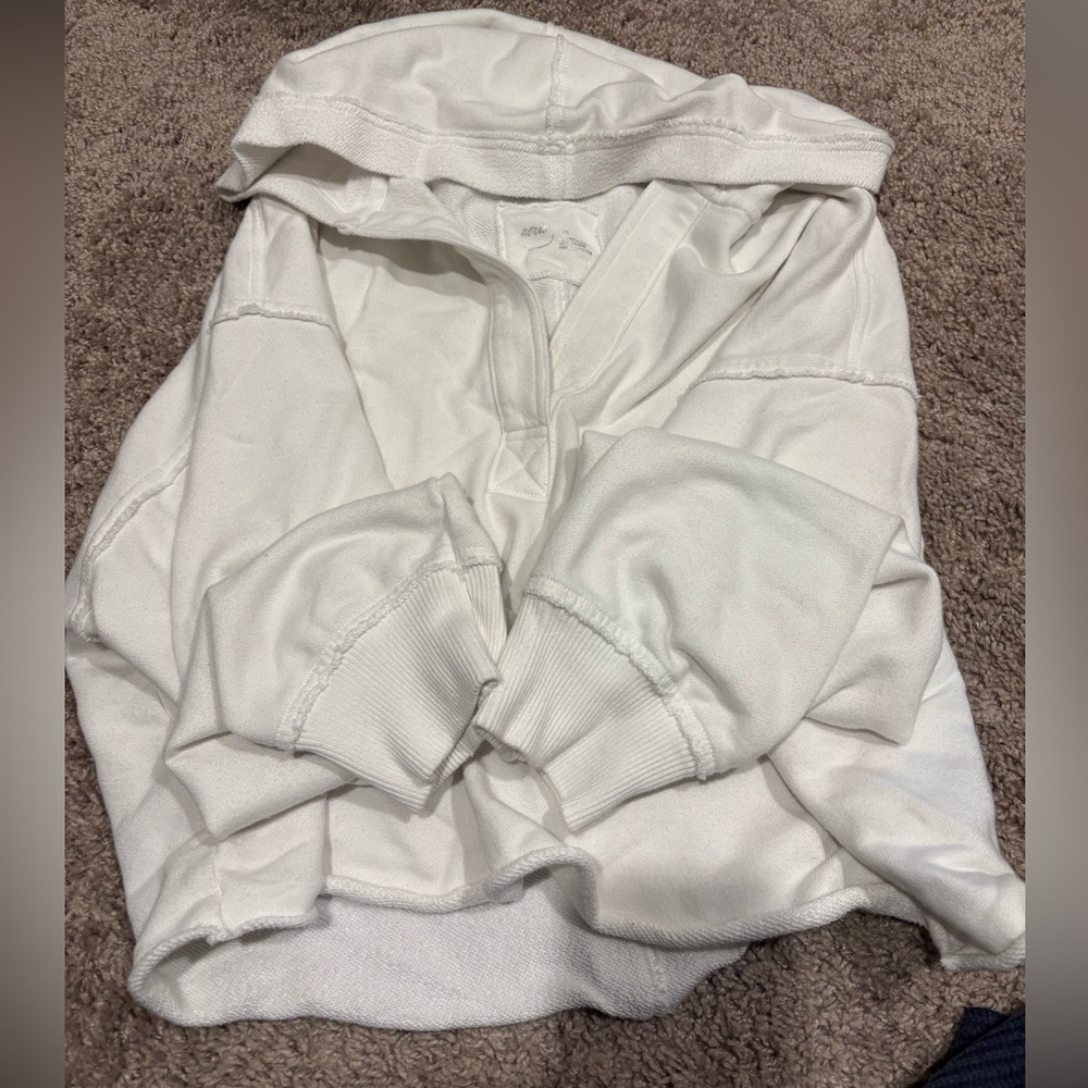 Cozy White Hoodie-Aerie